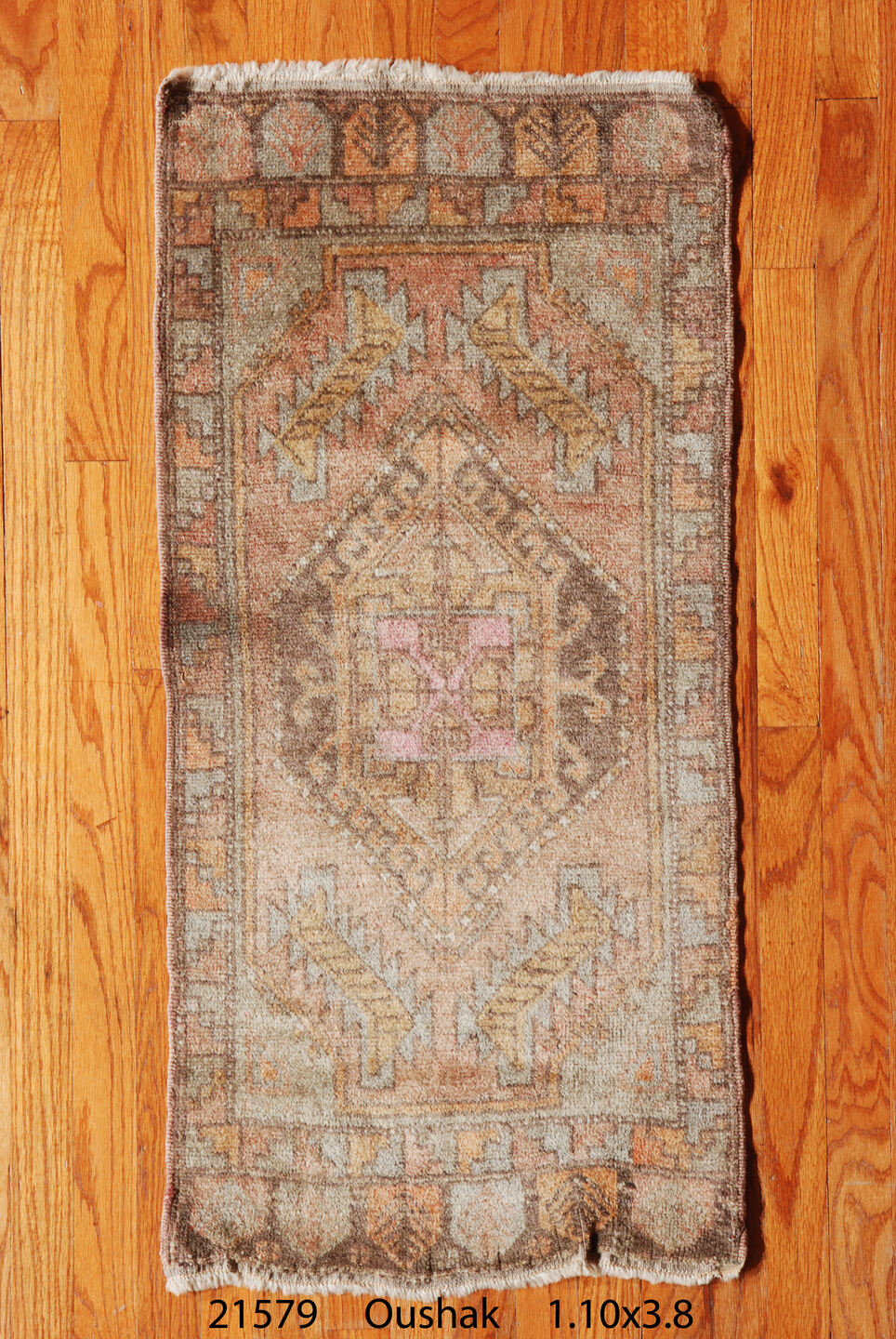 C21579 Rug