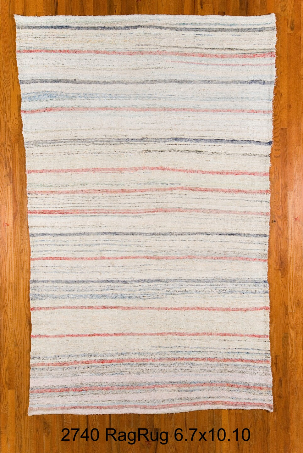 C02740 Rug