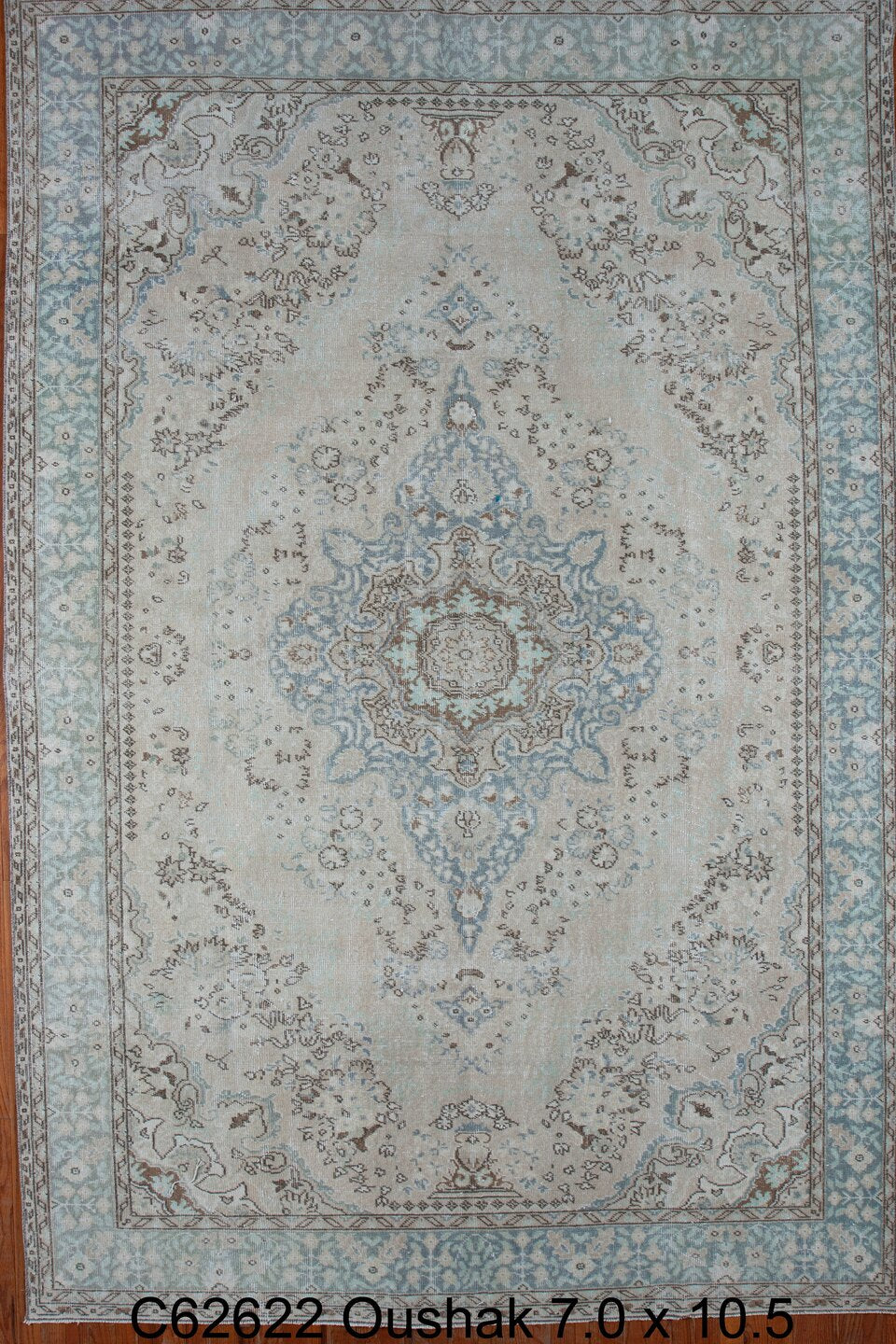 C62622 Rug