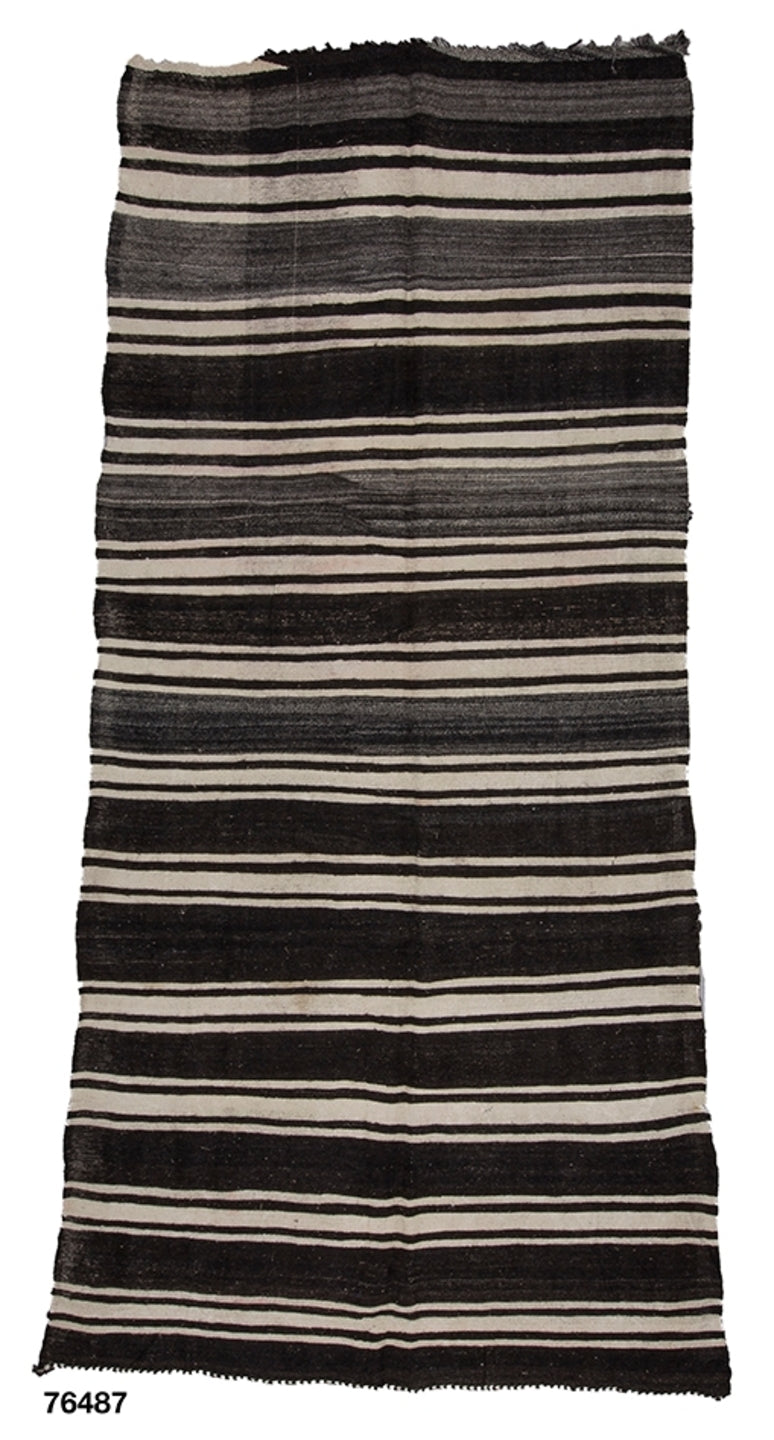 076487 Rug