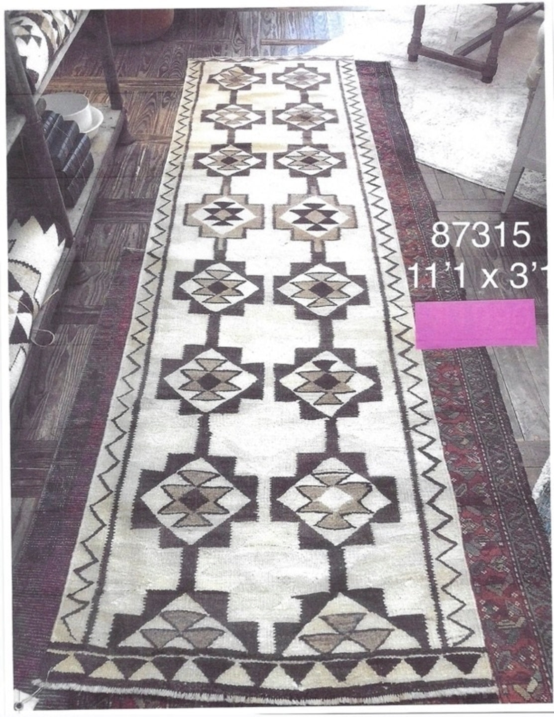 087315 Rug