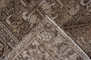 Antique Heriz in Neutral Tones with Geometric Medallion