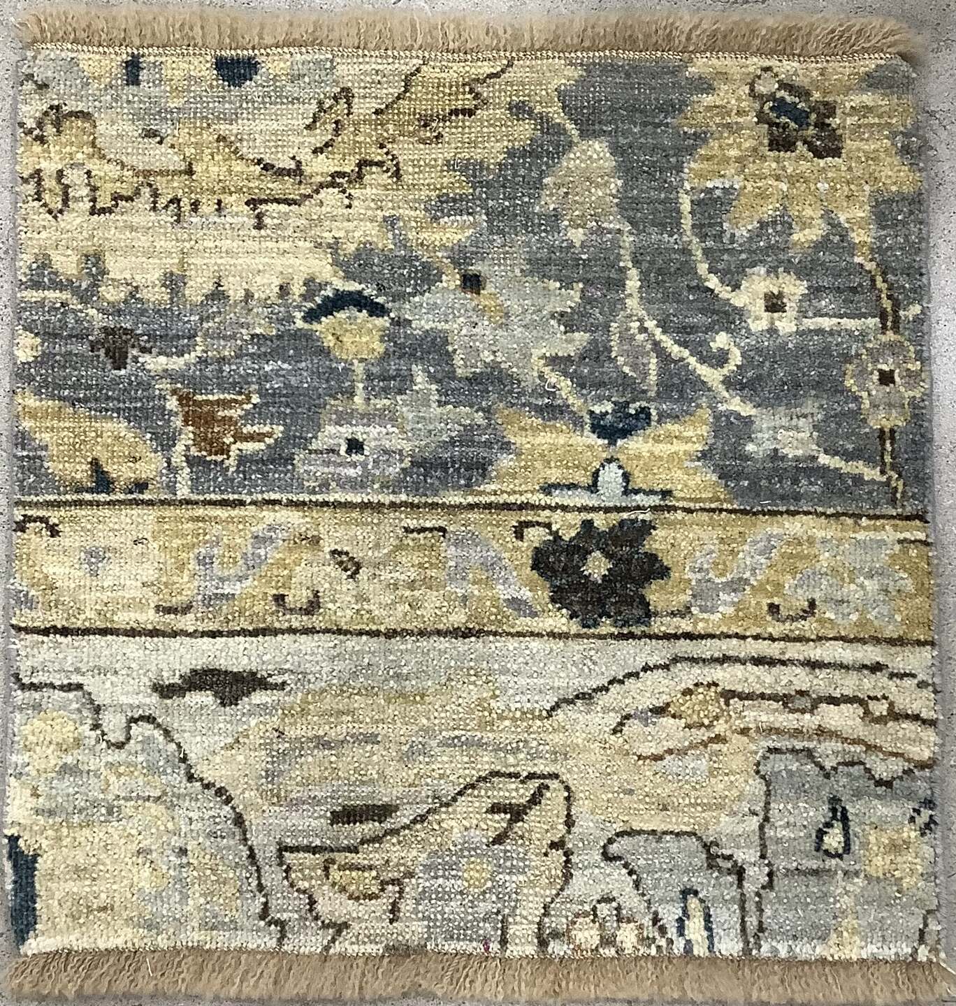 S28581 Rug