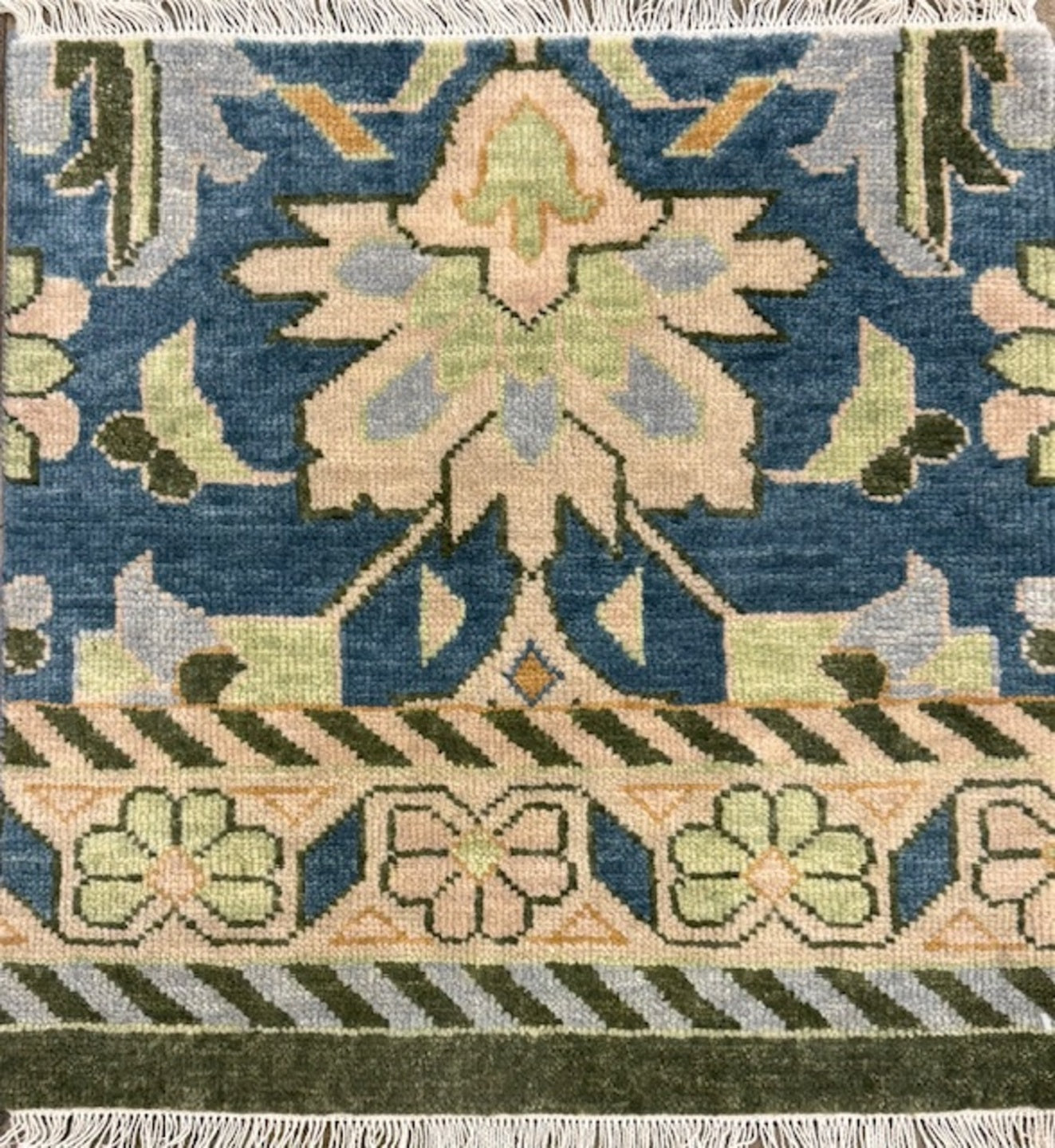 S28870 Rug