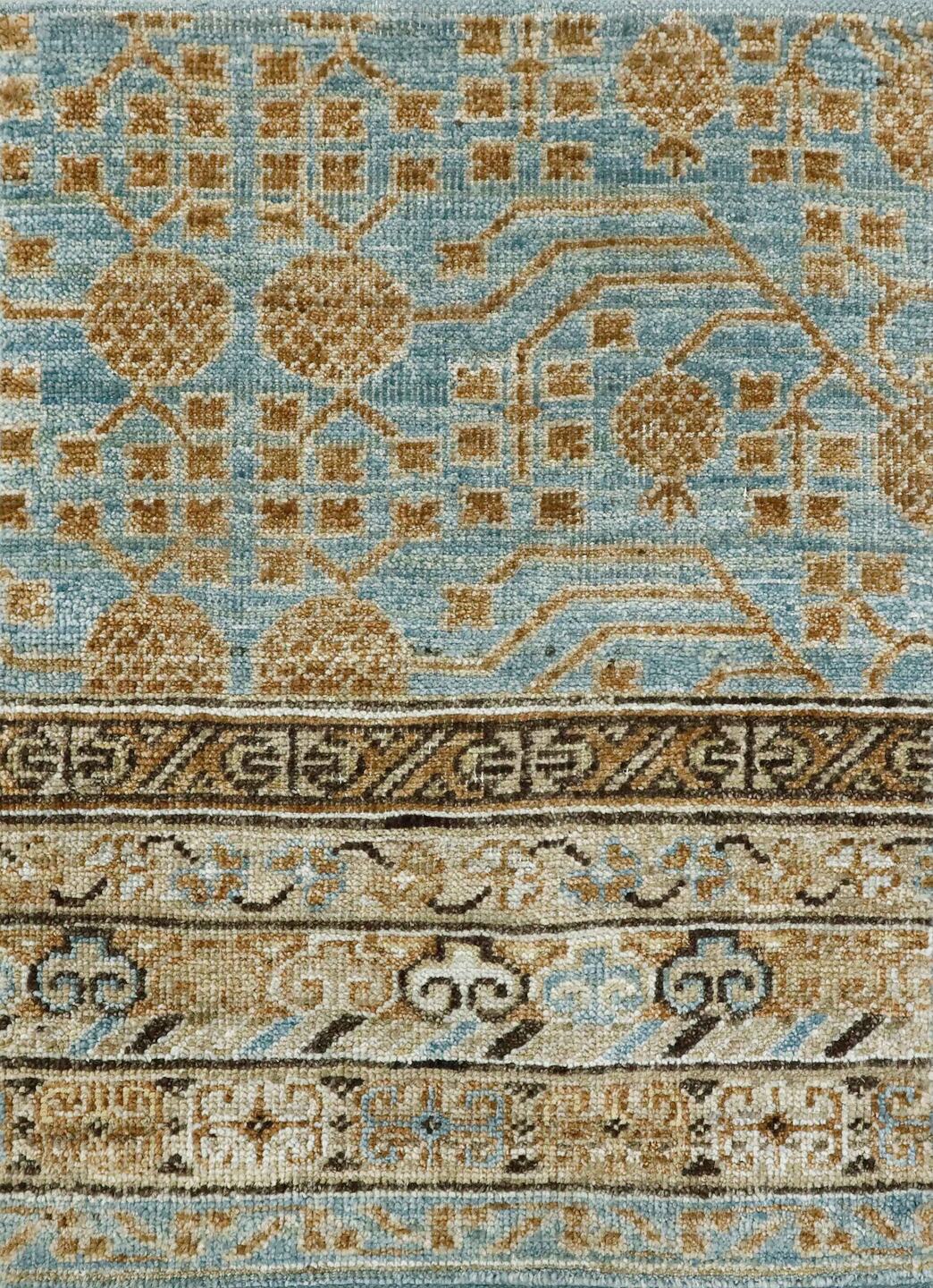 S29241 Rug