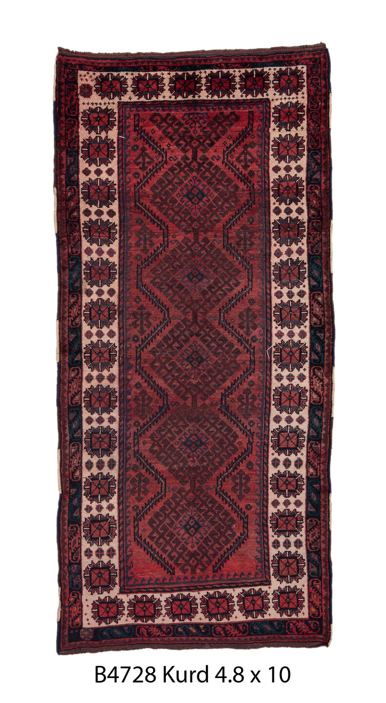 B04728 Rug