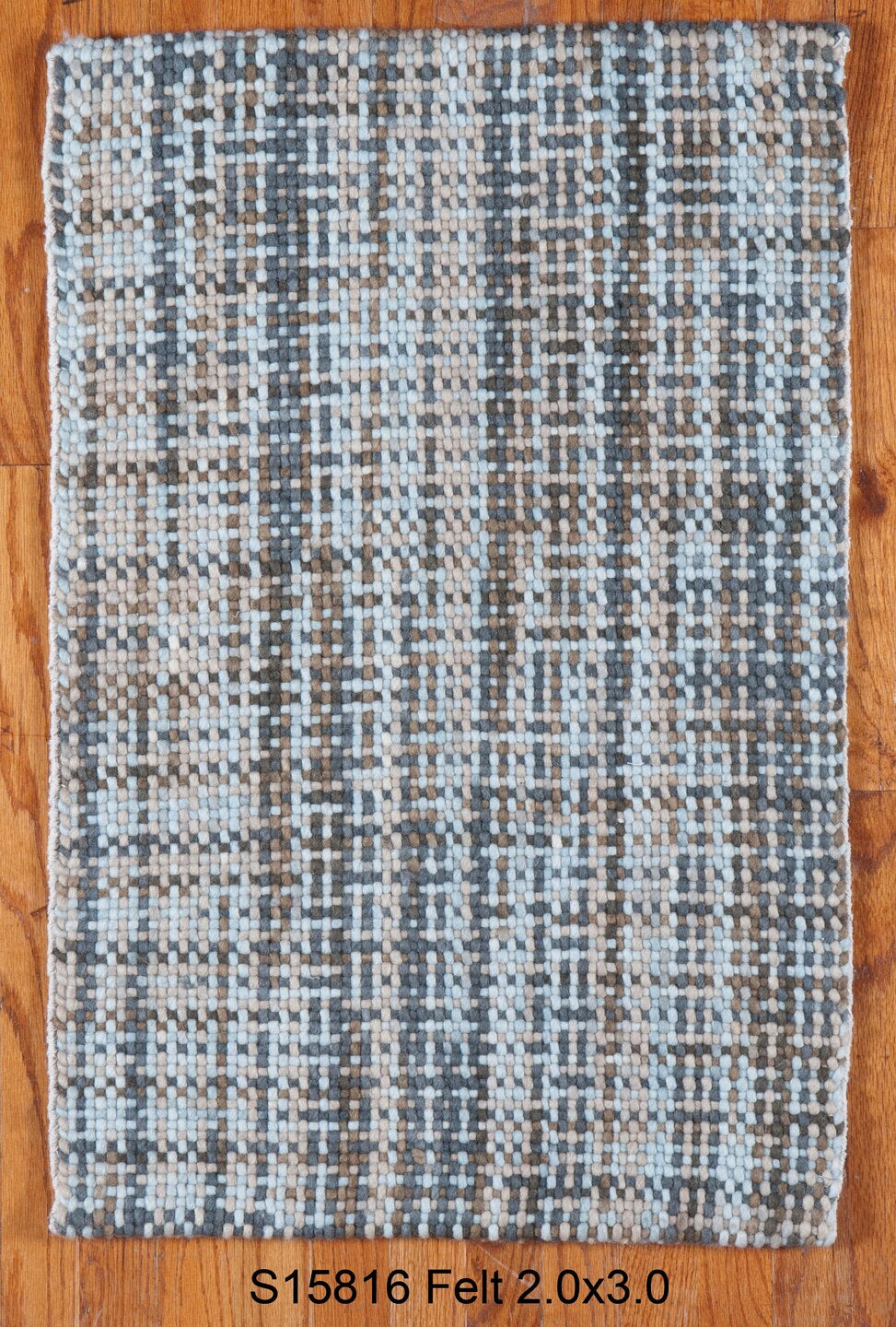 S15816 Rug
