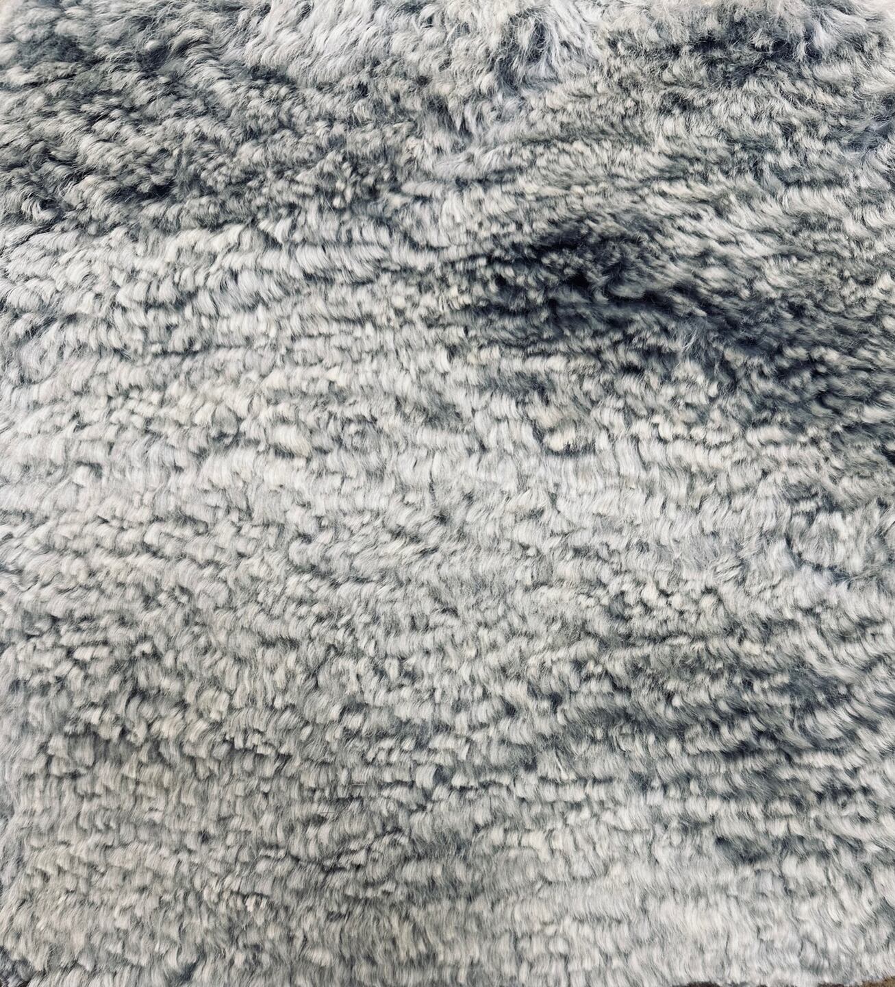 S27911 Rug