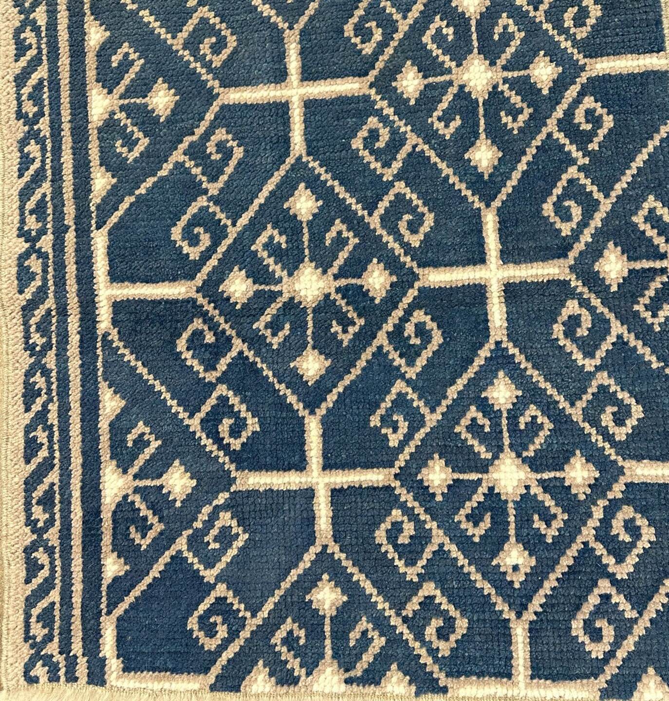 S28072 Rug