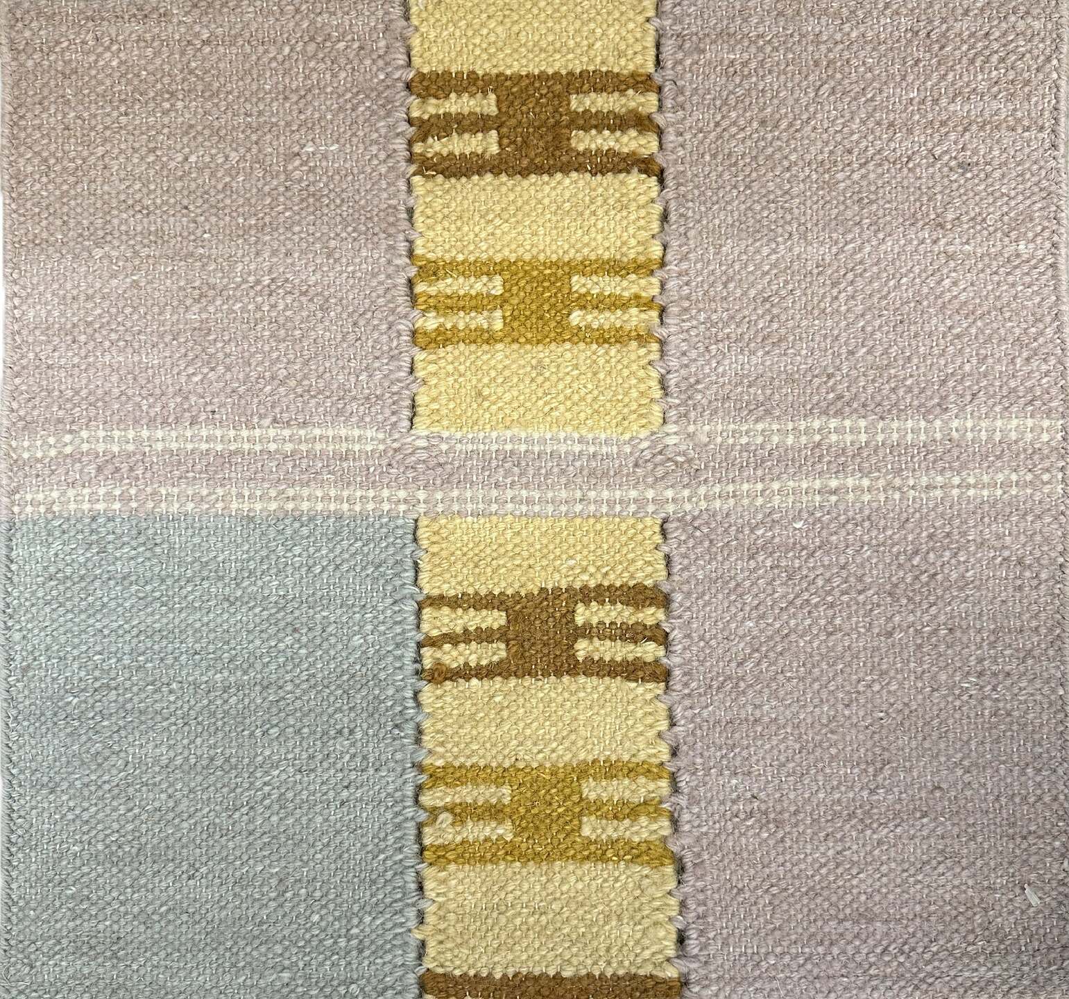 S28230 Rug