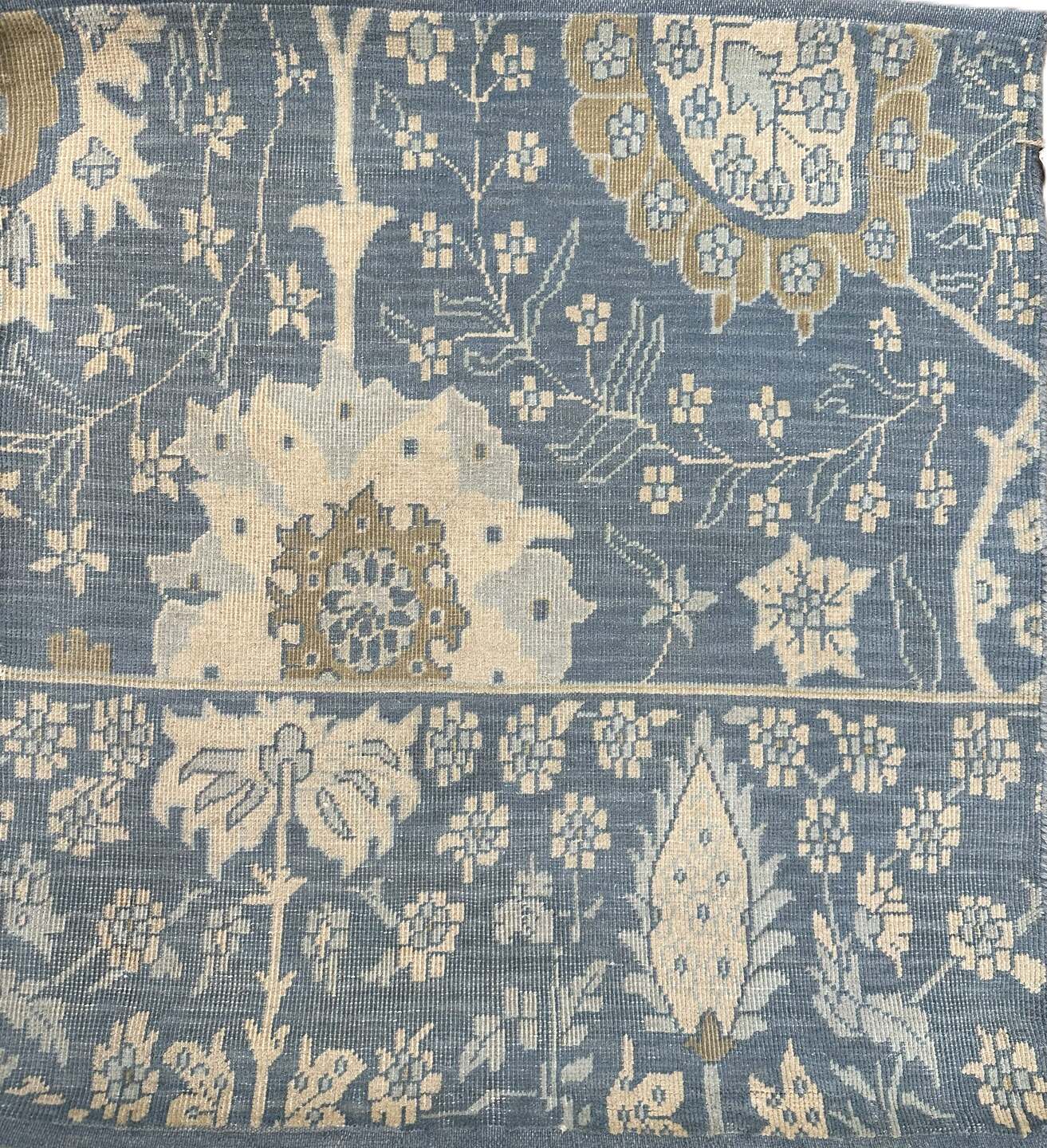 S28433 Rug