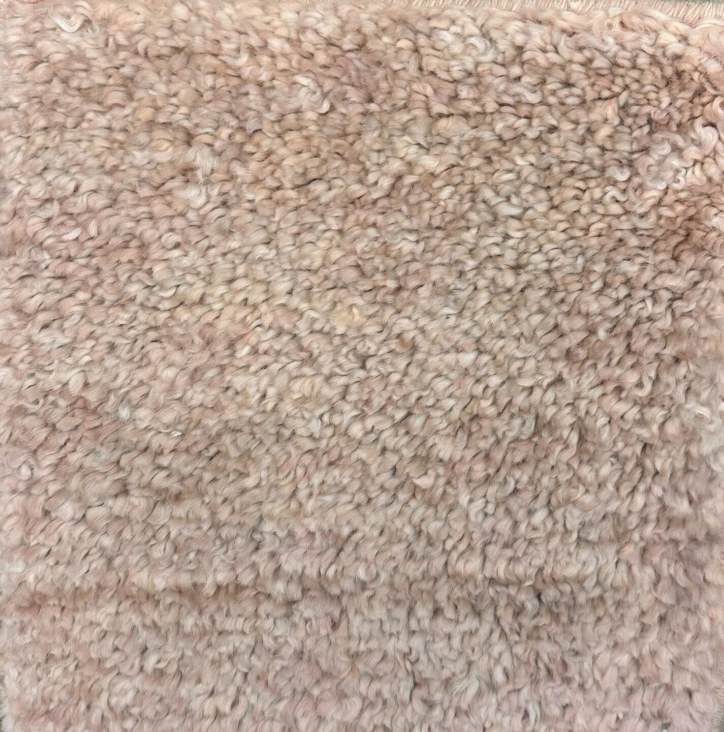 S28436 Rug
