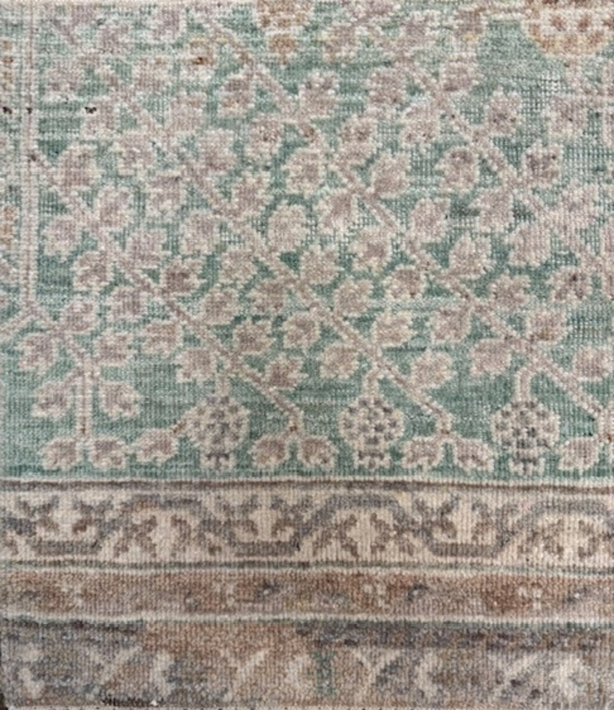 S28824 Rug